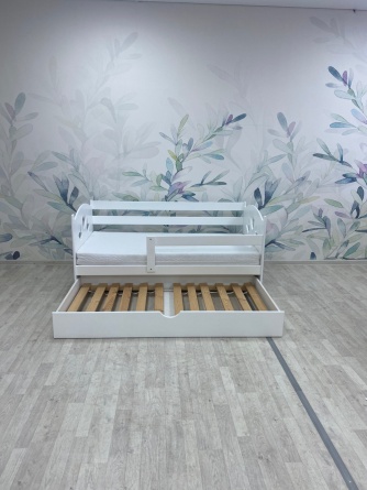 Кровать деревянная «Бабочки» фото 6